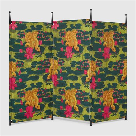 Gucci Lamé jacquard three panel screen .